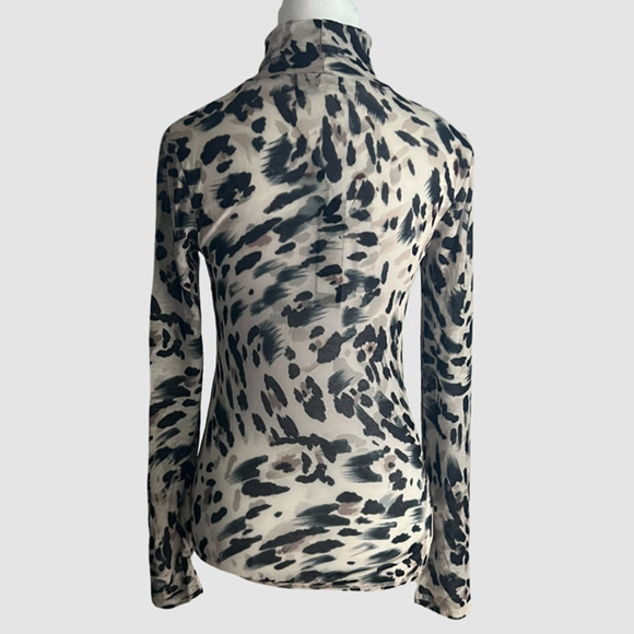 BCBGMaxAzria Turtleneck Top Leopard Print, NWT-Size XS - Picture 5 of 10